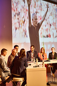 Christian Streich, ehemalige Trainer vom SC Freiburg beim VSOU-Kongress 2025 